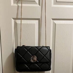 Black Badgley Mischka Quilted Crossbody Shoulder Bag with Gold Chain